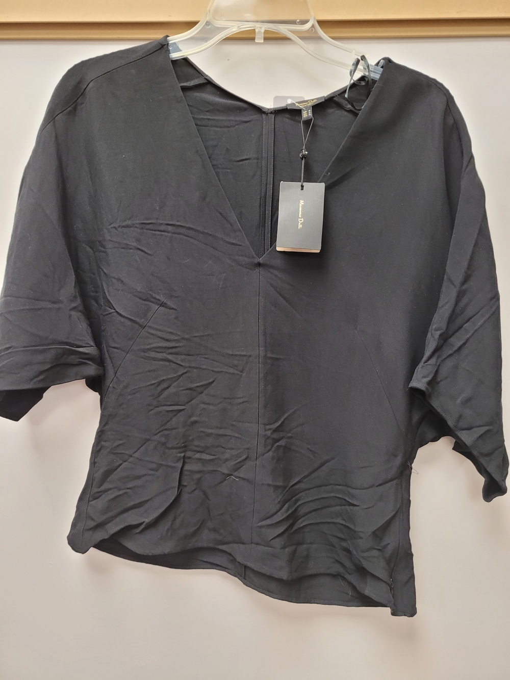 Massimo Dutti Minimalist Black V-Neck Women’s Top